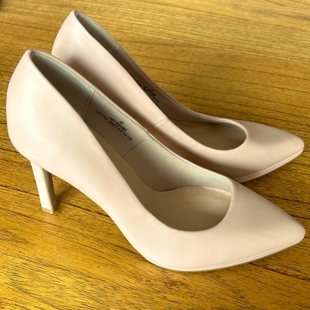 Marks&Spencers Insolia ‘Nude’